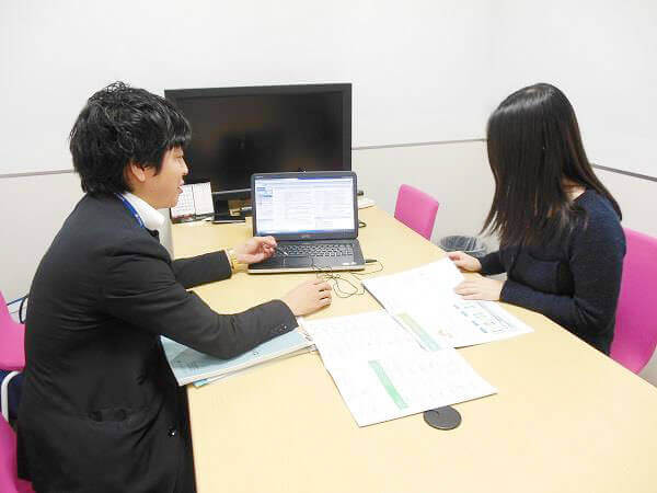 【写真】:サテライト校での説明会